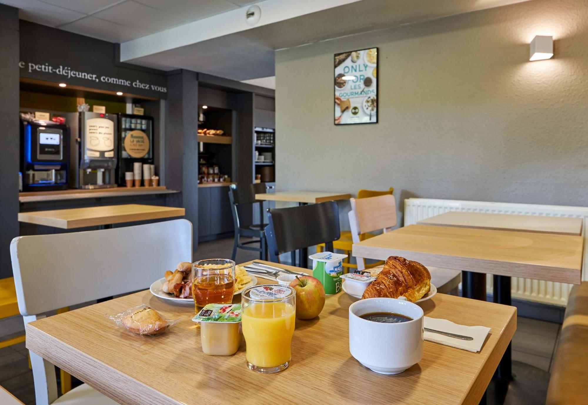 B&B Hôtel Cherbourg Ngoại thất bức ảnh